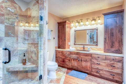 Lakefront Estate w Private Beach on Flathead Lake House in Lakeside