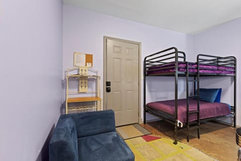 Bed, Bedroom, bunk bed