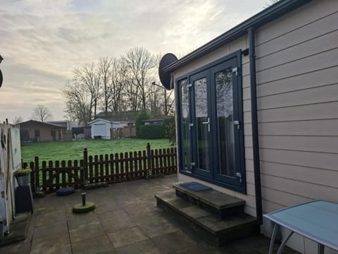 Patio, Garden, Balcony/Terrace, Garden view