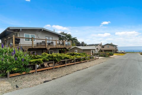 Azure Ocean View Monthly Only House in Cambria