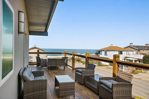 Azure Ocean View Monthly Only House in Cambria