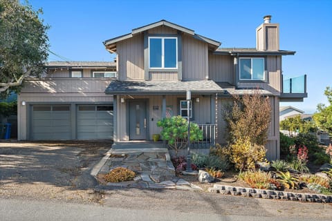 Pembrook Paradise Monthly-Spring Special Mar thru May House in Cambria