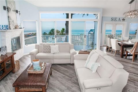 Three Little Birds BeachHouse Monthly-Spring Special-Mar - May House in Cambria