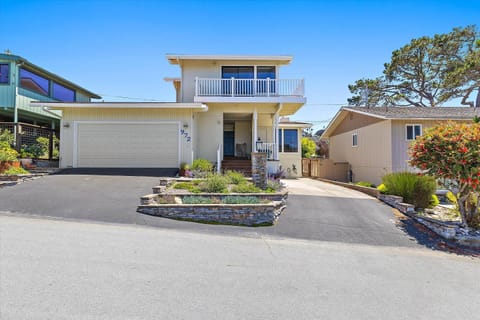 Wave and Sea Monthly Only-Special Spring Rate House in Cambria