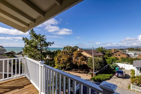 Wave and Sea Monthly Only-Special Spring Rate House in Cambria