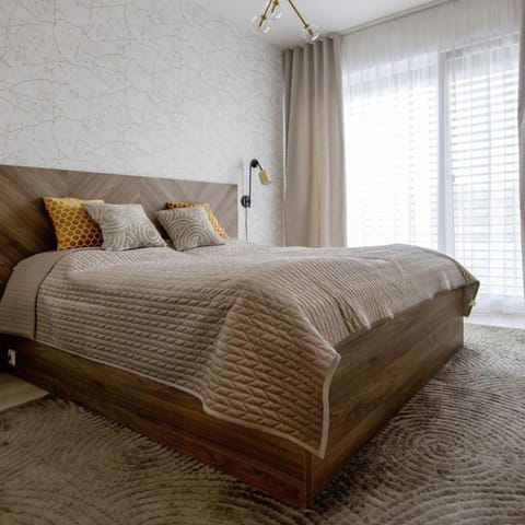 Property building, Bed, Photo of the whole room, Bedroom