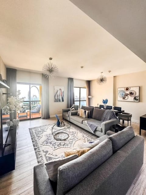 View (from property/room), Living room, Dining area, Sea view