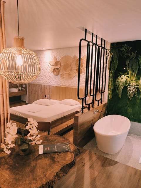 Bed, Bathroom, Bedroom, Bath