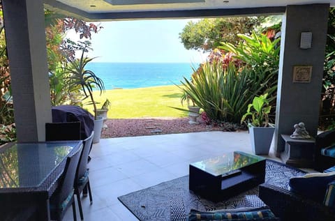 Patio, Day, Garden, View (from property/room), Balcony/Terrace, Seating area, Dining area, Garden view, Sea view
