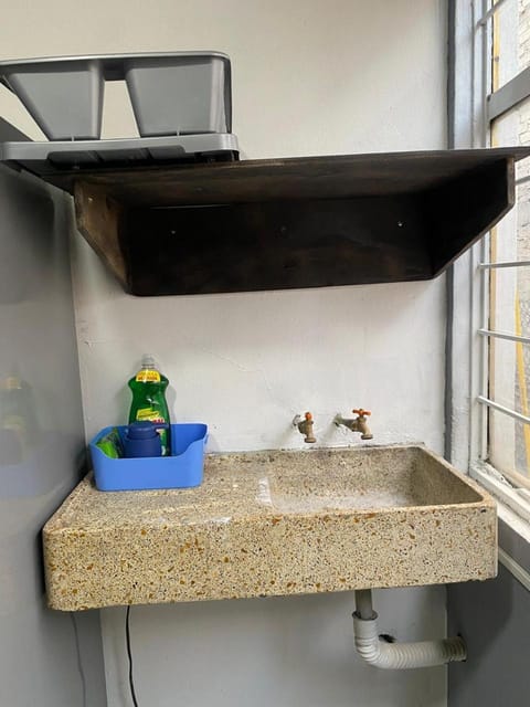 Kitchen or kitchenette, laundry