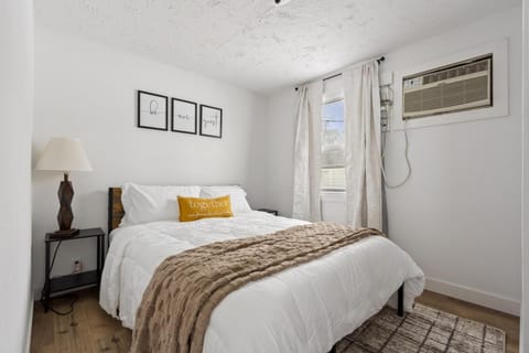 Wake to views of Leech Lake Apartment in Walker