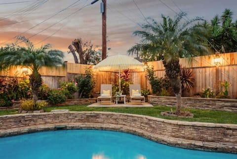 Sunny Daze - Heated Pool - Billiards - Games House in Placentia