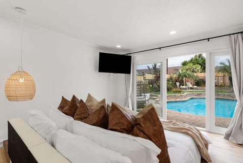 Sunny Daze - Heated Pool - Billiards - Games House in Placentia