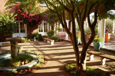 Inner courtyard view