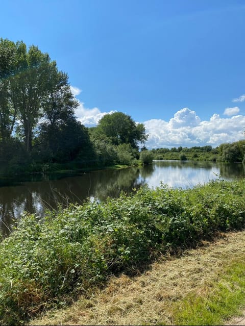 Trent View - New House in Branston, Staffordshire Apartment in Burton upon Trent