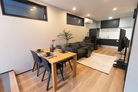 TV and multimedia, Kitchen or kitchenette, Dining area