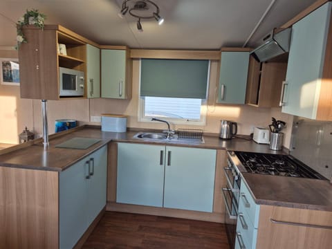 Caravan in Picturesque New Quay Wales Campground/
RV Resort in New Quay