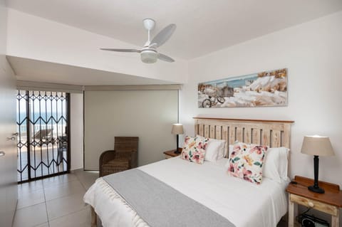 Bedroom, Sea view