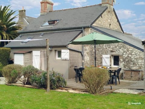 Property building, Garden, Garden view