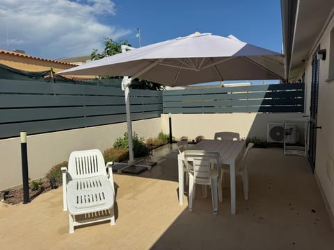 Property building, Patio, View (from property/room), Balcony/Terrace, Dining area