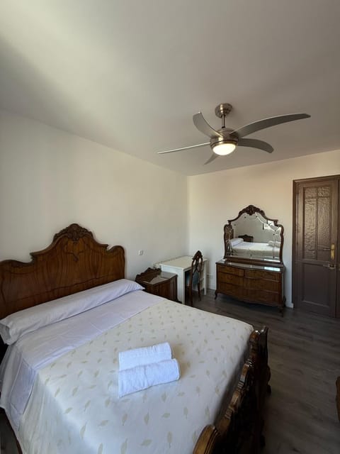 Amplio piso para 17 en pleno centro de Madrid Apartment in Centro