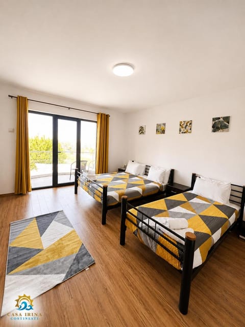 Bedroom, air conditioner