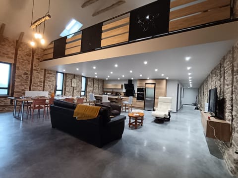 Communal lounge/ TV room, Living room