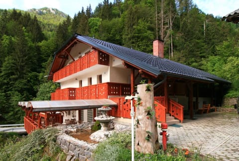 Guest House and Museum Firšt Inn in Carinthia, Austria