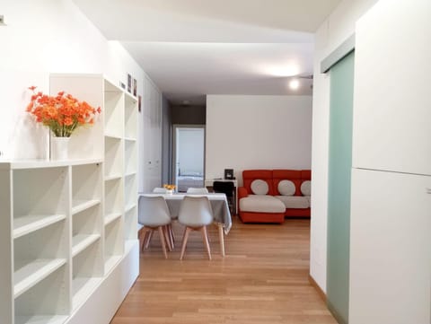 Facade/entrance, Living room, Seating area, Dining area