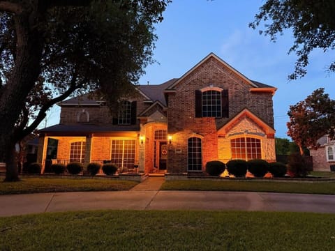 Property building, Day, Night, Garden, Garden view