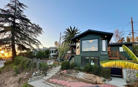 The Perch- Hilltop Bungalow, Eagle Rock-near DTLA House in Eagle Rock