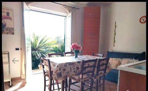 Red Squirrels Apartment in Liguria