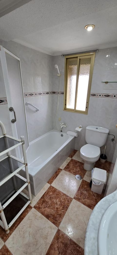 Toilet, Bathroom, Bath