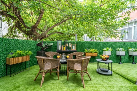 Off site, Garden, Balcony/Terrace