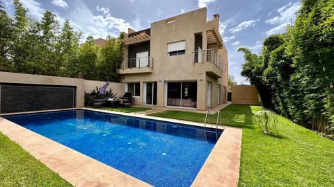 Garden, Swimming pool