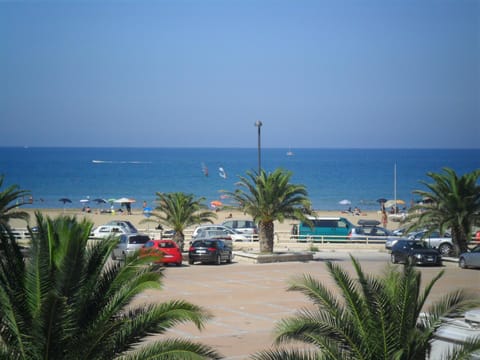 Photo of the whole room, Beach, Sea view