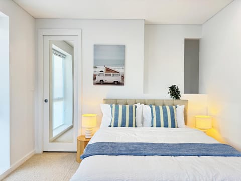 Bed, Bedroom, heating, air conditioner
