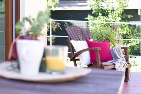 La Villetta 2 - Elegant and Cozy Cottage with free parking and A C House in Rapallo