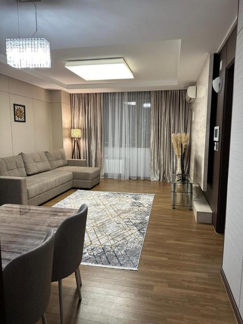 Living room, Photo of the whole room