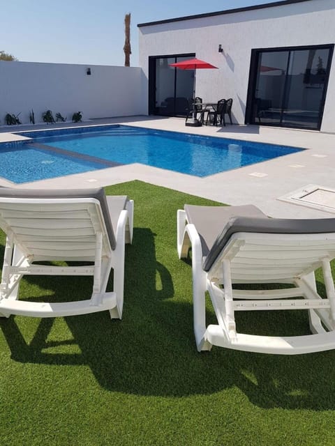 Patio, Day, Balcony/Terrace, Pool view, Swimming pool, Swimming pool, sunbed