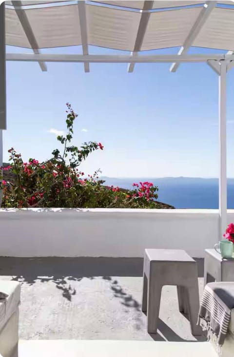 Seating area, Sea view