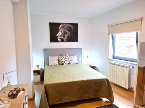 Bed, Bedroom, internet
