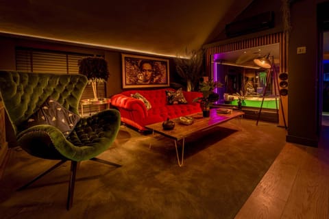 Lounge or bar