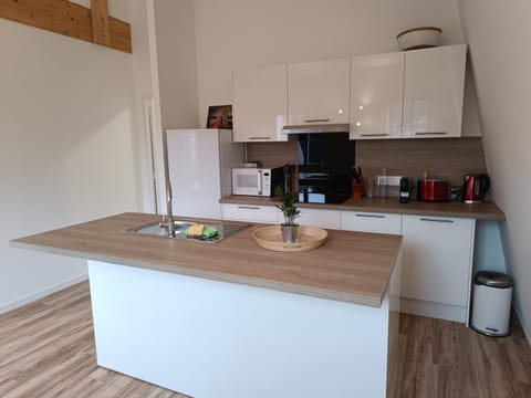 Appartement F1 Apartment in Île-de-France