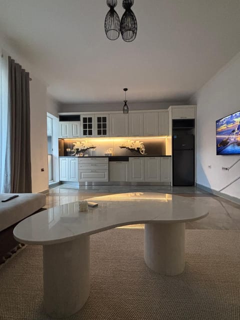 TV and multimedia, Kitchen or kitchenette