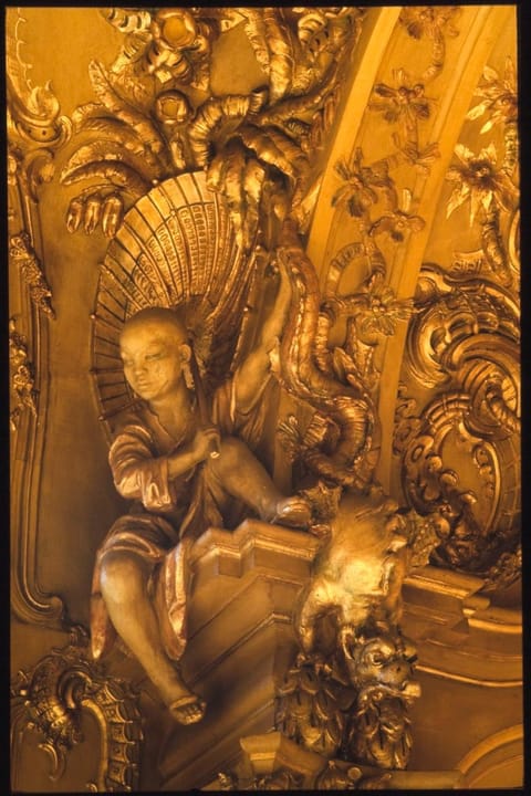 Decorative detail, group of guests