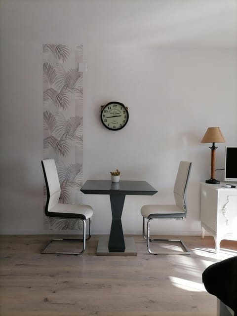 Apartments Dora Bibinje, 30 m from the sea Apartment in Šibenik-Knin County, Croatia