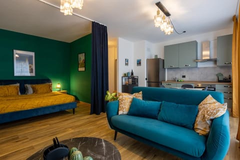 Kitchen or kitchenette, Living room