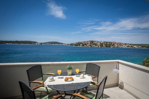 Day, Balcony/Terrace, Food, Sea view