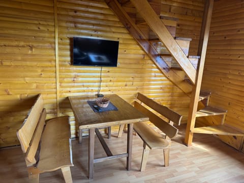 TV and multimedia, Dining area